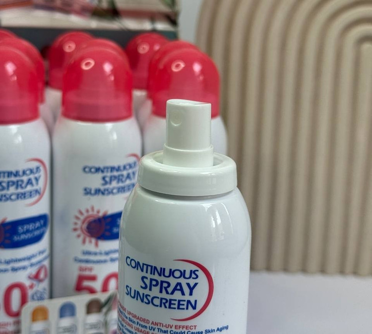 اسپری ضدآفتاب سفیدکننده SPF50